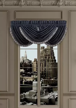 J. Queen New York Giardino Window Valance