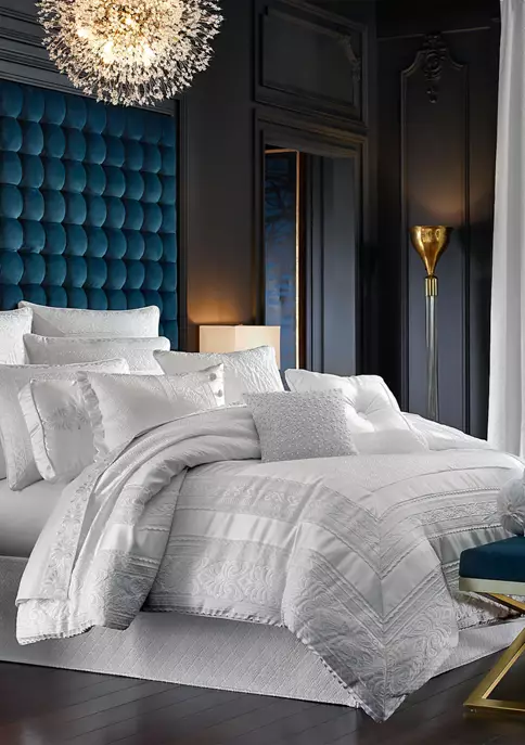 J. Queen New York Giardino Window Valance 4 J. Queen New York Giardino Window Valance - Image 2