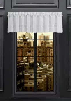 J. Queen New York Becco Window Valance