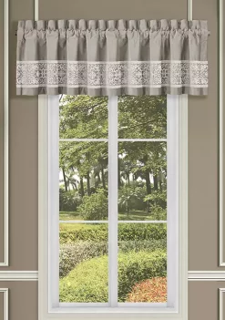 J. Queen New York Opulence Straight Valence