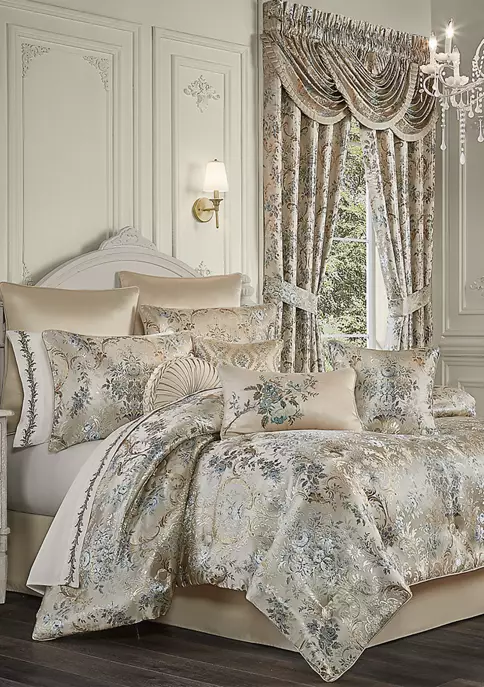 J. Queen New York Jacqueline Ivory Tufted Round Decorative Throw Pillow 5 J. Queen New York Jacqueline Ivory Tufted Round Decorative Throw Pillow - Image 3