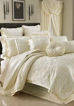 J. Queen New York Marquis Comforter Set