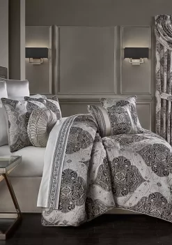 J. Queen New York Desiree 4 Piece Comforter Set