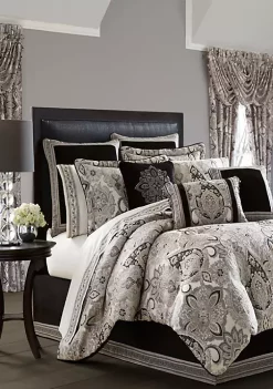 J. Queen New York Guiliana Comforter Set