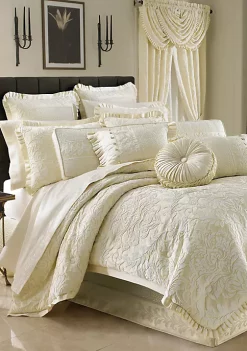 J. Queen New York Marquis Comforter Set